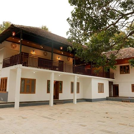 Best Heritage Home Iritti Екстериор снимка